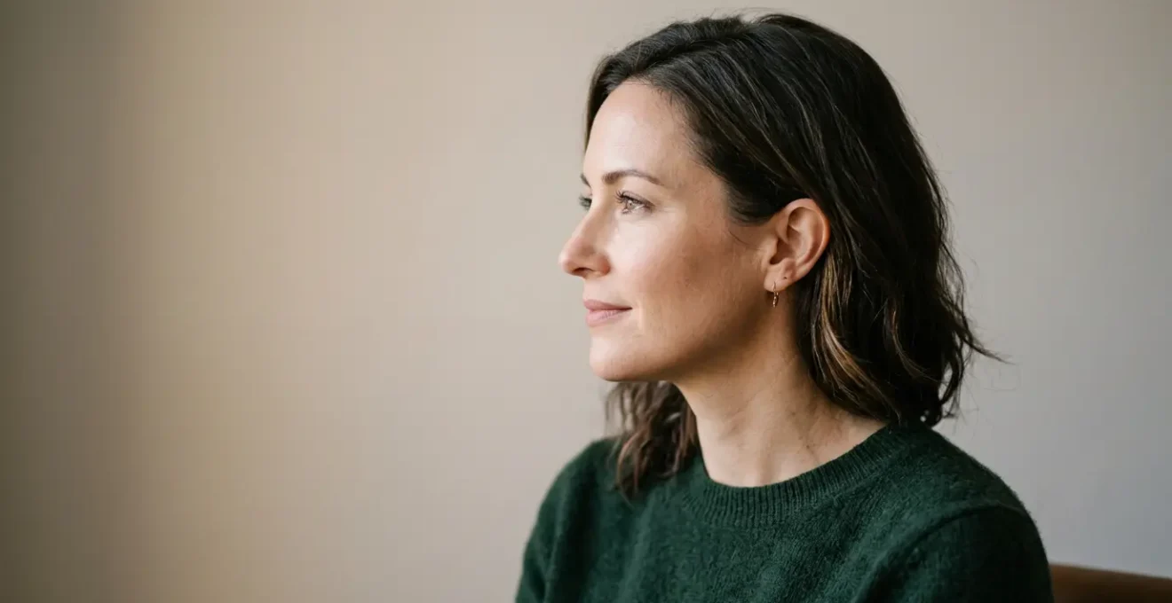 Profilo femminile elegante con risultato estetico naturale e armonioso