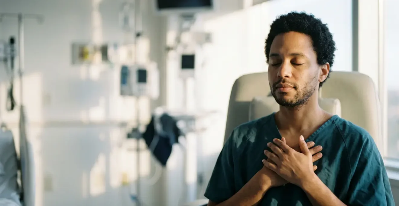 Paziente in momento di preparazione mentale pre-operatoria con atmosfera serena e professionale